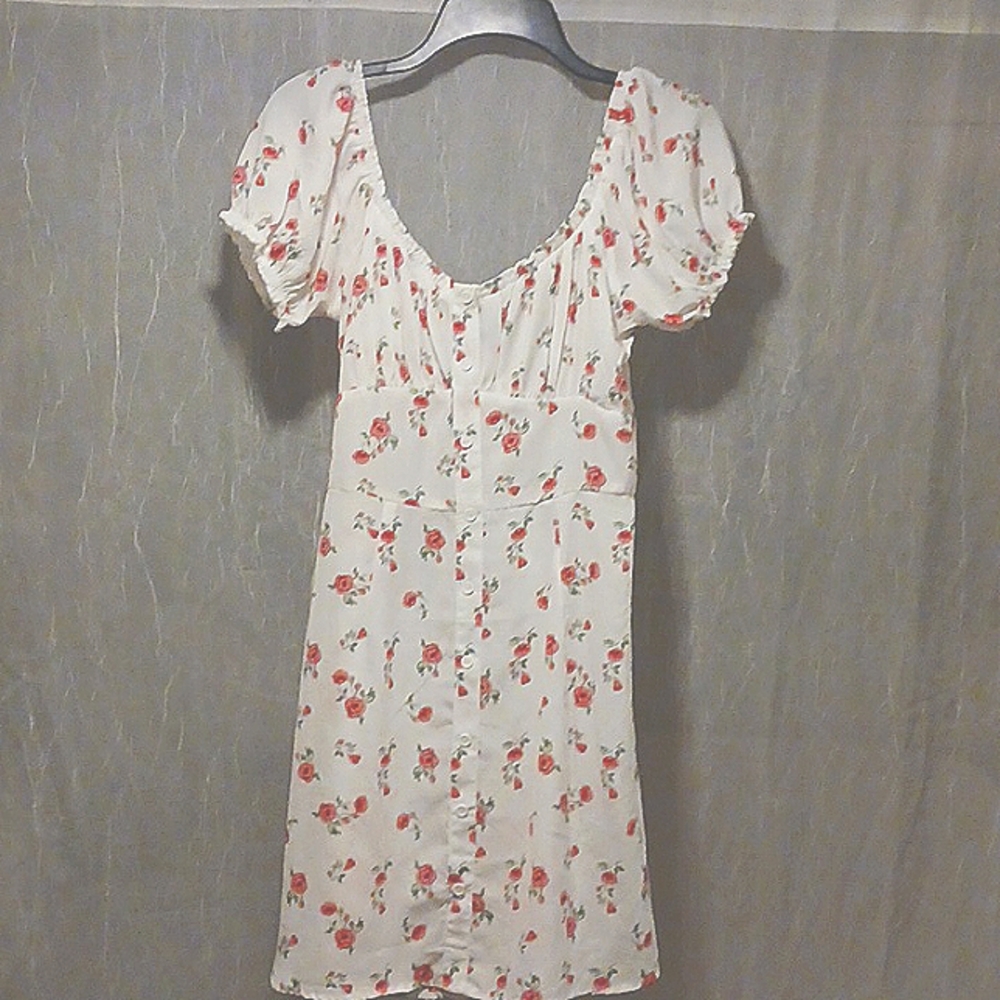Gorgeous beautiful summer dress